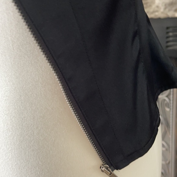 Top - Picture 6 of 7